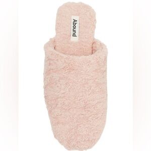 NWT Abound Drew Faux Fur Scuff Slipper (Women)